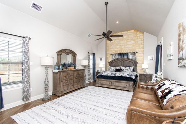 1011 Ferguson Mill RD, Salado, TX 76571