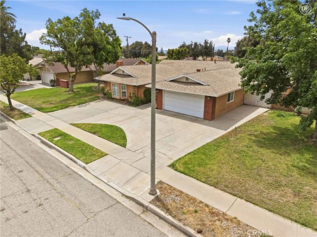 1457 W Marshall, San Bernardino, CA 92405