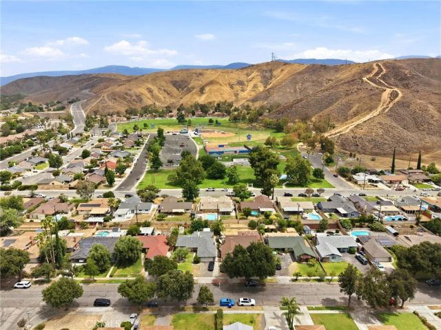 1457 W Marshall, San Bernardino, CA 92405