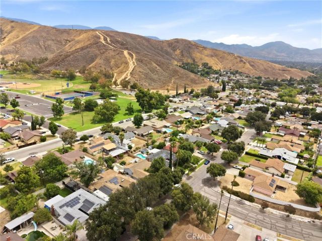 1457 W Marshall, San Bernardino, CA 92405