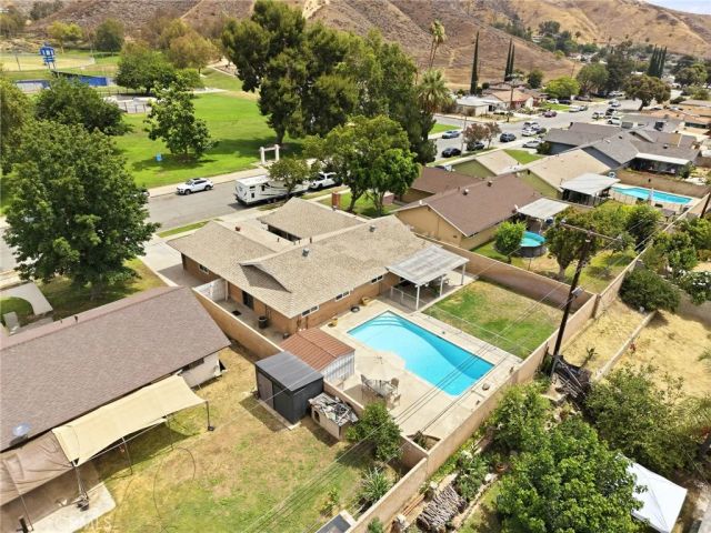 1457 W Marshall, San Bernardino, CA 92405