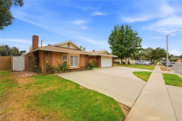 1457 W Marshall, San Bernardino, CA 92405