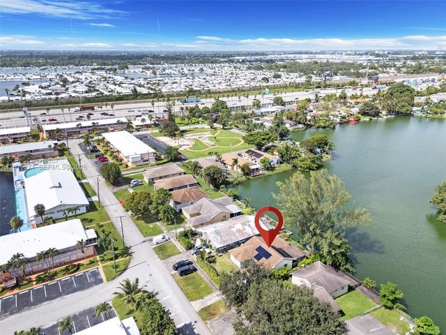 1020 SW 8th St, Hallandale Beach, FL 33009