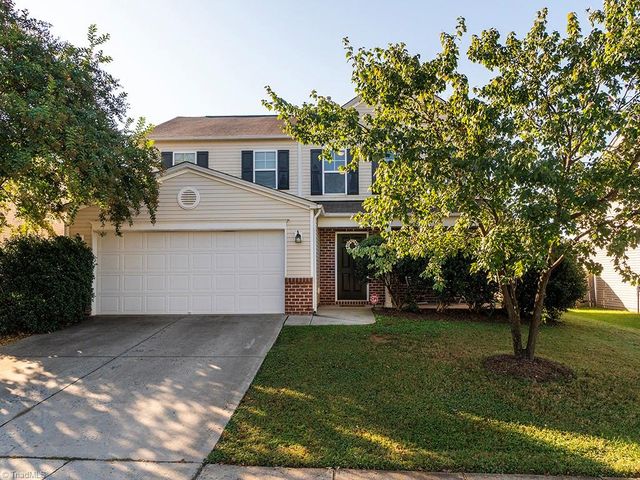 203 Collington Drive, Mebane, NC 27302