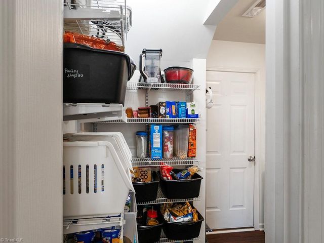 203 Collington Drive, Mebane, NC 27302