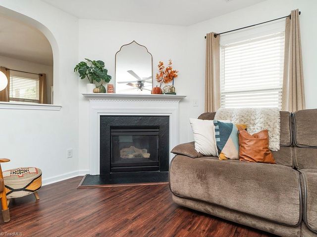 203 Collington Drive, Mebane, NC 27302