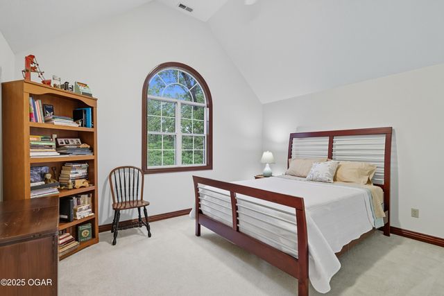 4948 Deer Run Loop, Carthage, MO 64836