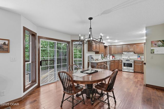 4948 Deer Run Loop, Carthage, MO 64836