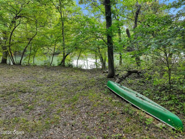 4948 Deer Run Loop, Carthage, MO 64836