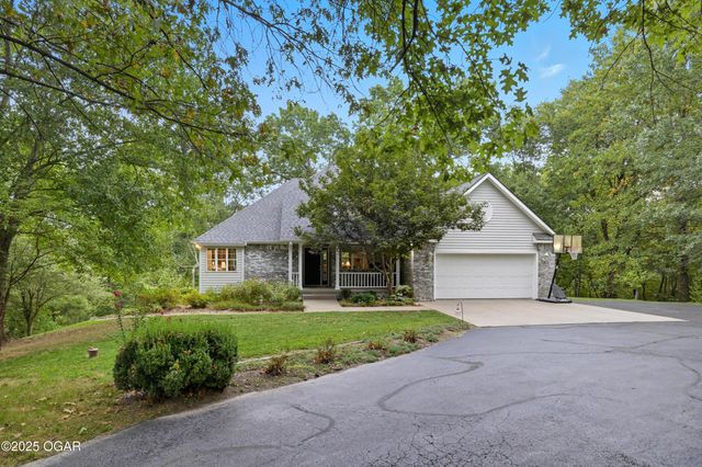 4948 Deer Run Loop, Carthage, MO 64836