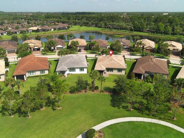 5244 Turtle Creek Circle, Vero Beach, FL 32967