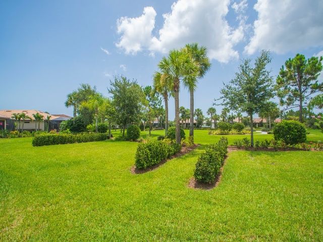 5244 Turtle Creek Circle, Vero Beach, FL 32967