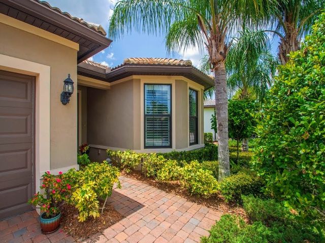 5244 Turtle Creek Circle, Vero Beach, FL 32967