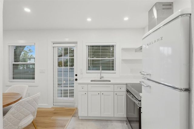 4631 QUEENSBORO AVENUE S, St Petersburg, FL 33711