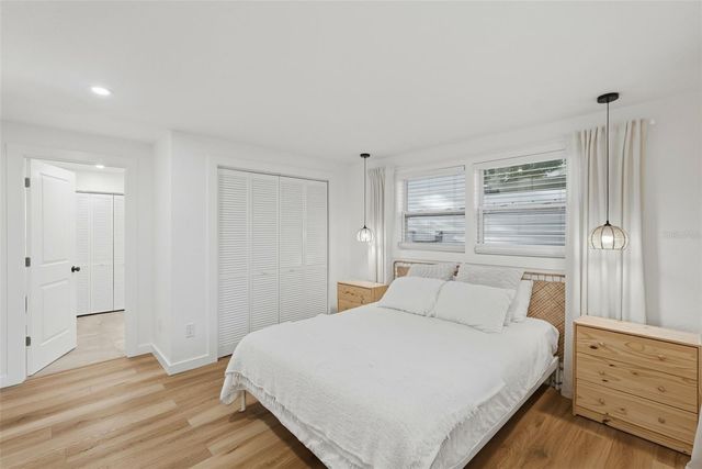 4631 QUEENSBORO AVENUE S, St Petersburg, FL 33711