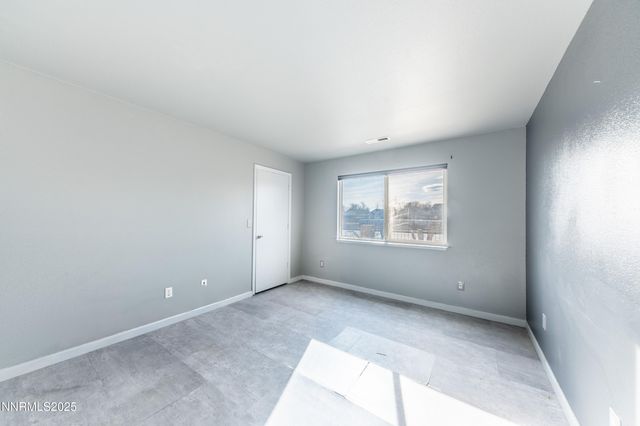 2679 Sycamore Glen Drive APT 4, Sparks, NV 89434