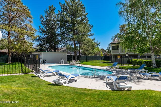 2679 Sycamore Glen Drive APT 4, Sparks, NV 89434