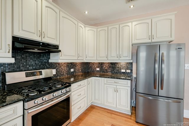 638 Cedar, San Antonio, TX 78210