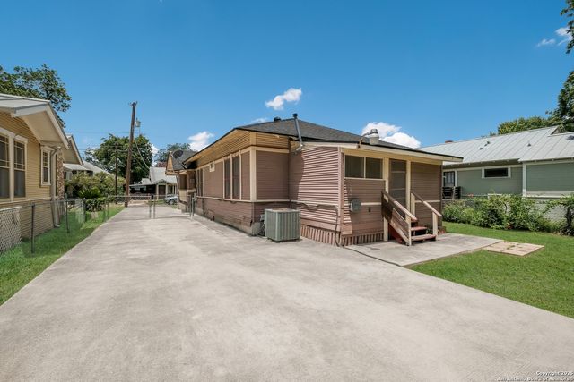 638 Cedar, San Antonio, TX 78210