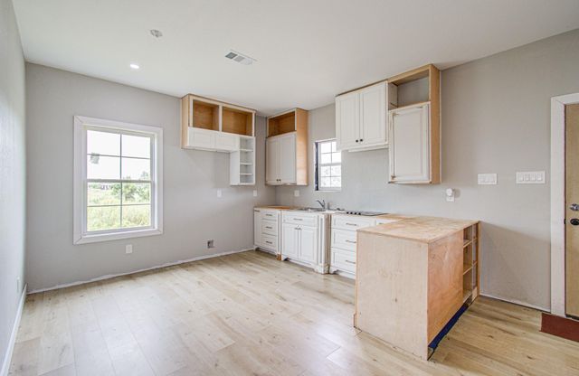1243 Road 5263, Cleveland, TX 77327