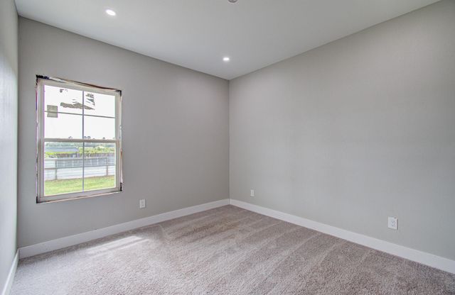 1243 Road 5263, Cleveland, TX 77327