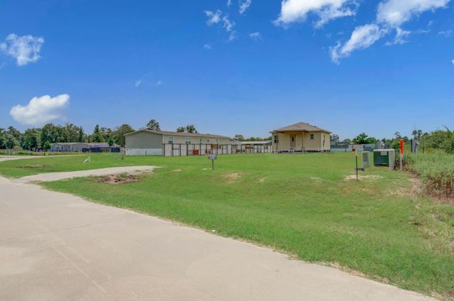 1243 Road 5263, Cleveland, TX 77327