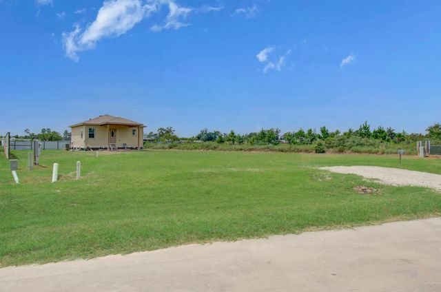 1243 Road 5263, Cleveland, TX 77327