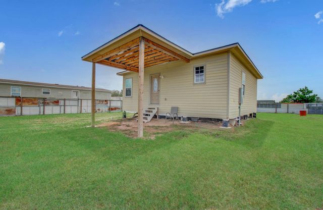 1243 Road 5263, Cleveland, TX 77327