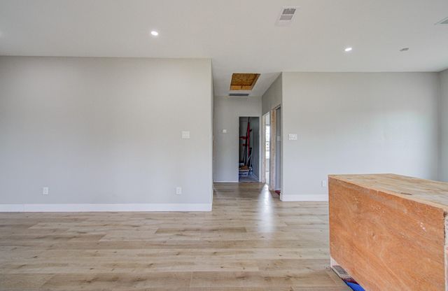 1243 Road 5263, Cleveland, TX 77327