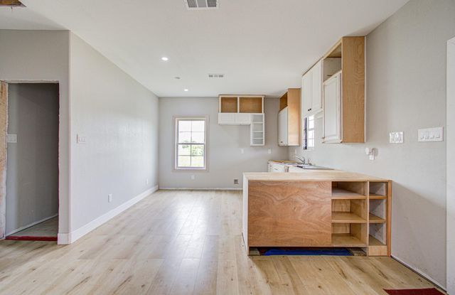 1243 Road 5263, Cleveland, TX 77327