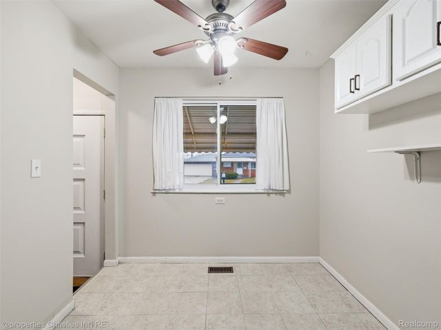 26628 Richard Drive, Warren, MI 48089