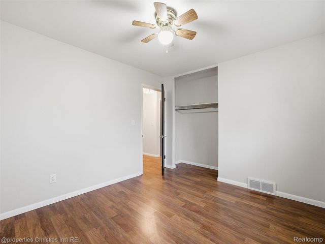 26628 Richard Drive, Warren, MI 48089