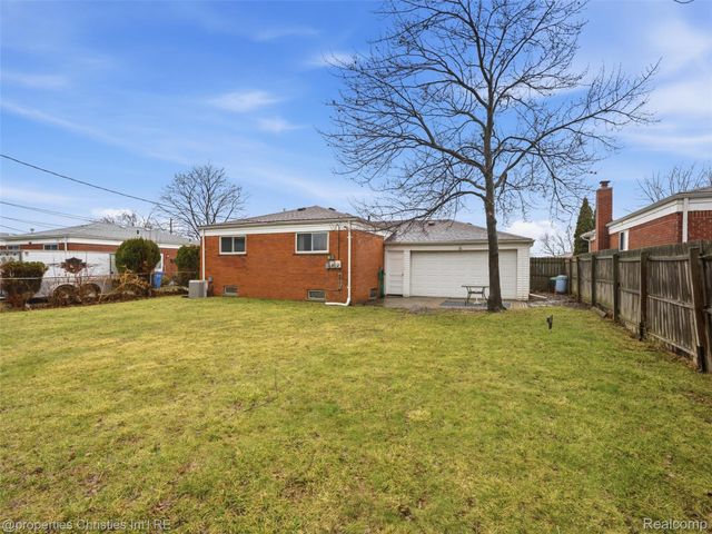 26628 Richard Drive, Warren, MI 48089