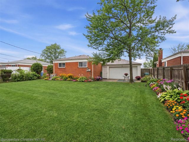 26628 Richard Drive, Warren, MI 48089