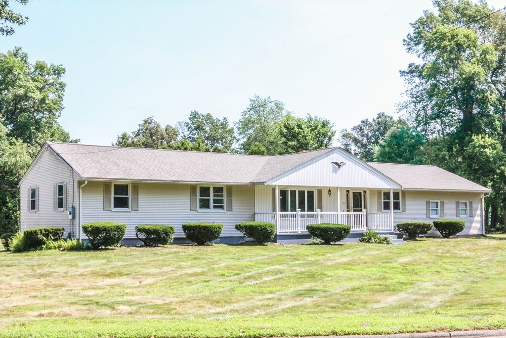 152 Brookhaven Drive, East Longmeadow, MA 01028