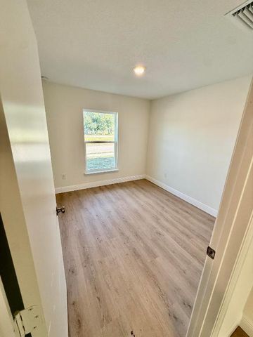 505 N 27th Street, Fort Pierce, FL 34947