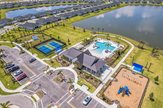 5453 NW Camberly Court, Port St. Lucie, FL 34987
