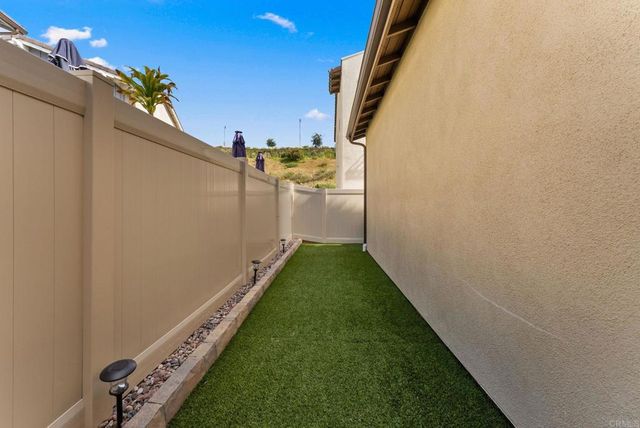493 Village Greens Way, San Marcos, CA 92078
