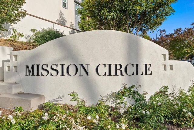 493 Village Greens Way, San Marcos, CA 92078