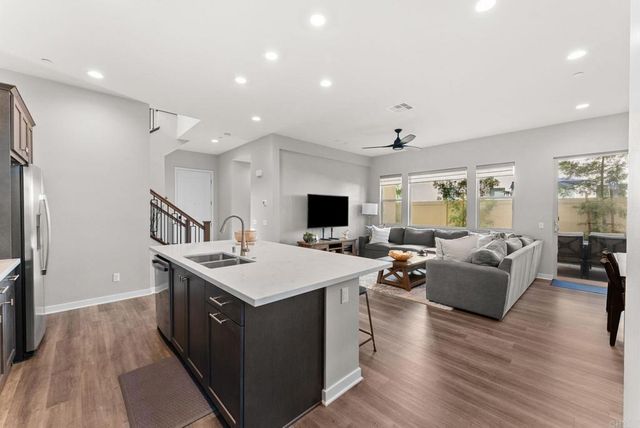 493 Village Greens Way, San Marcos, CA 92078