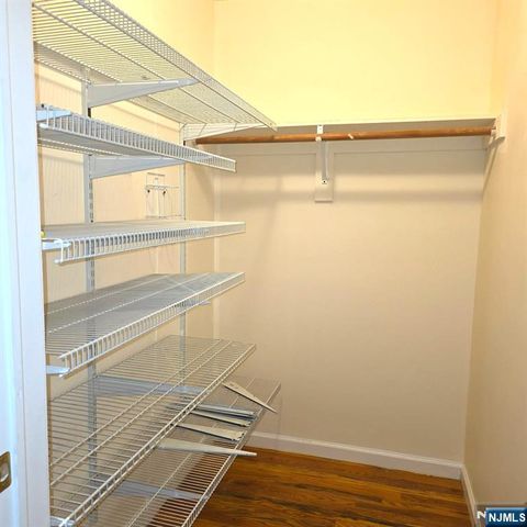 24 Van Vechten Street 2nd Fl., Newark, NJ 07114