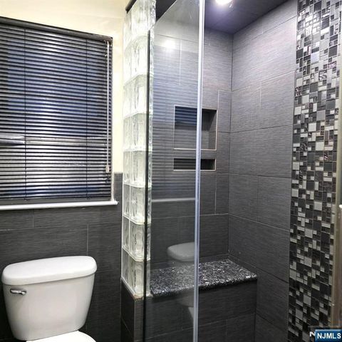 24 Van Vechten Street 2nd Fl., Newark, NJ 07114