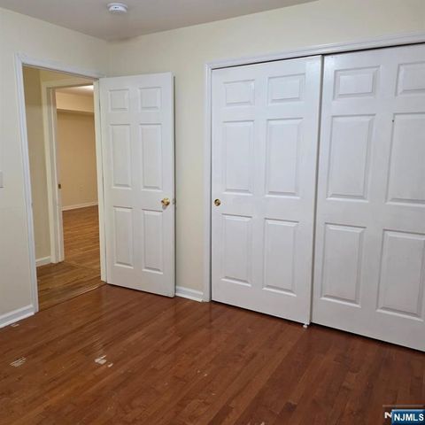 24 Van Vechten Street 2nd Fl., Newark, NJ 07114