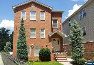 24 Van Vechten Street 2nd Fl., Newark, NJ 07114