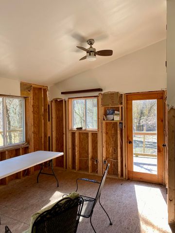 300 Palisades Road, Harrodsburg, KY 40330