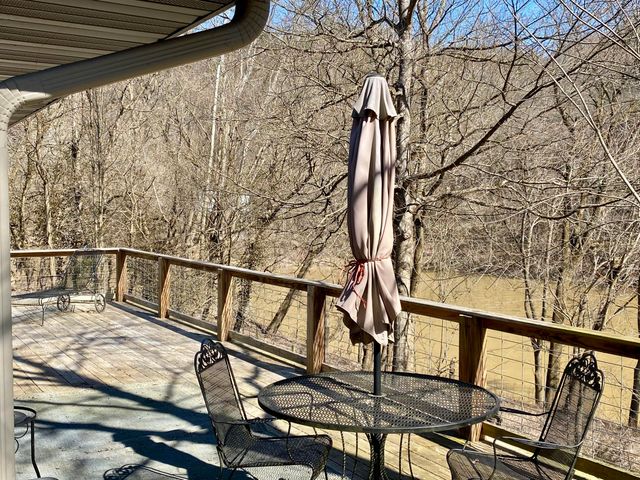 300 Palisades Road, Harrodsburg, KY 40330