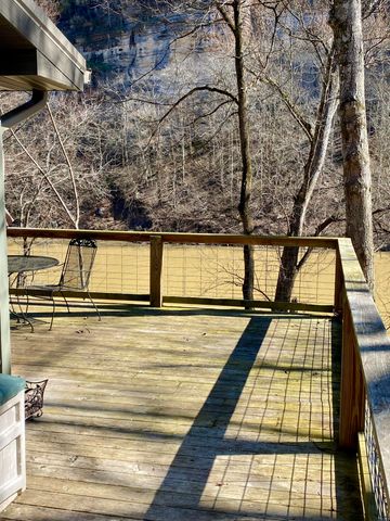 300 Palisades Road, Harrodsburg, KY 40330