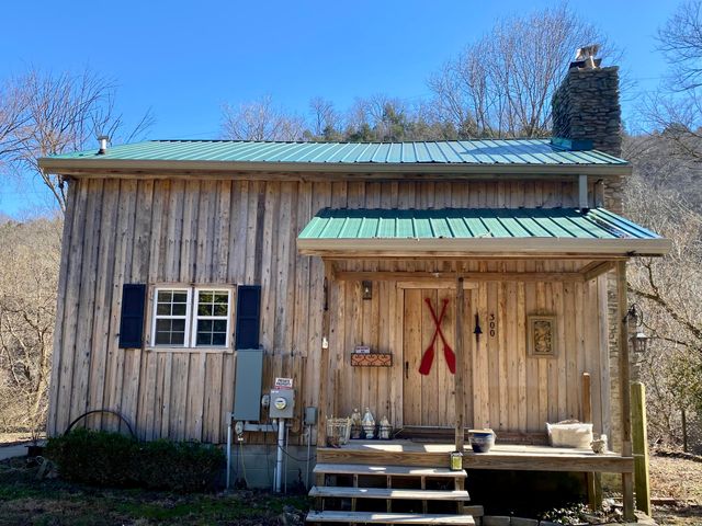 300 Palisades Road, Harrodsburg, KY 40330