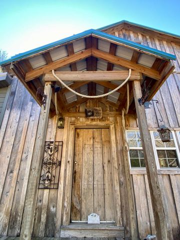 300 Palisades Road, Harrodsburg, KY 40330