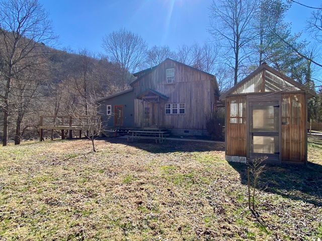 300 Palisades Road, Harrodsburg, KY 40330